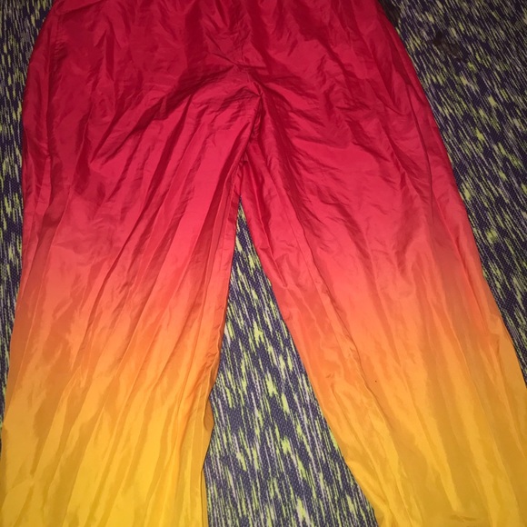 Very fun looking colors and comfy - Picture 3 of 3